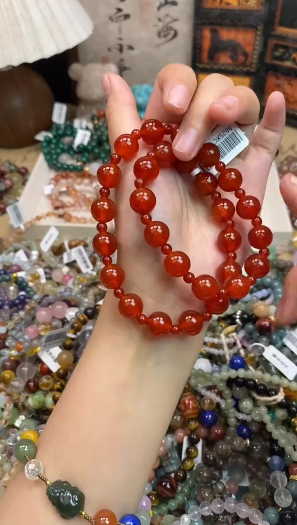 未镶嵌玛瑙手饰423