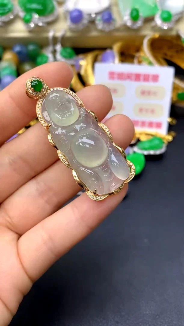 颈饰18K金镶嵌翡翠127-中国好珍宝