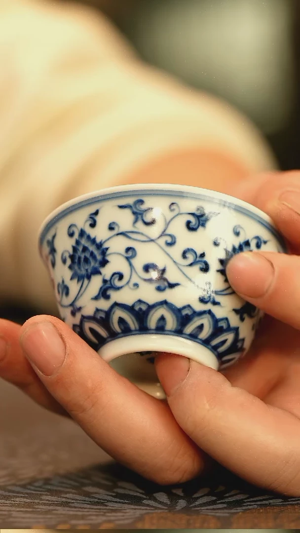 中式垂虹慕古缠枝莲铃铛杯