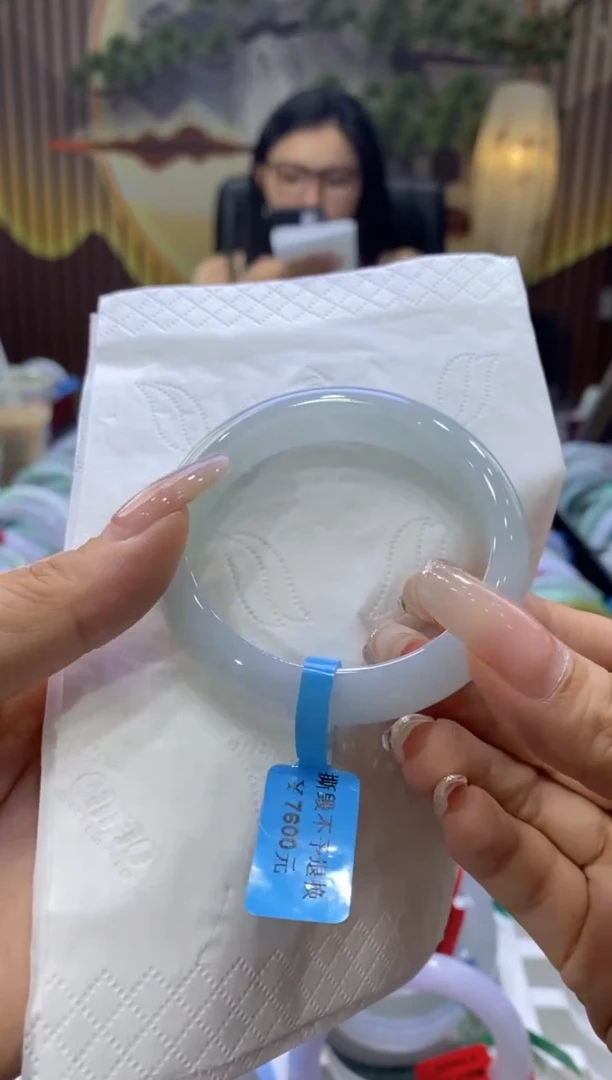 翡翠手镯未镶嵌00006680