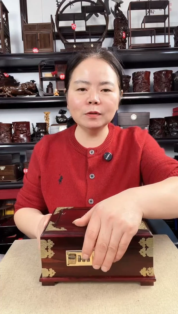 木247瑕疵老李红木工艺品