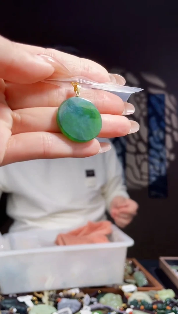 【闪购商品】和田玉颈饰未镶嵌拍一发一