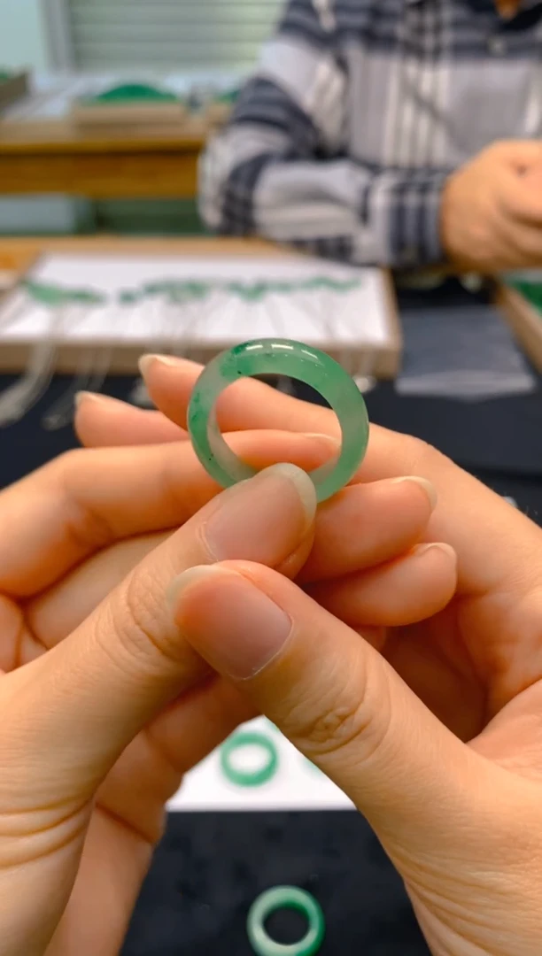 【闪购商品】石英质玉戒指合金025