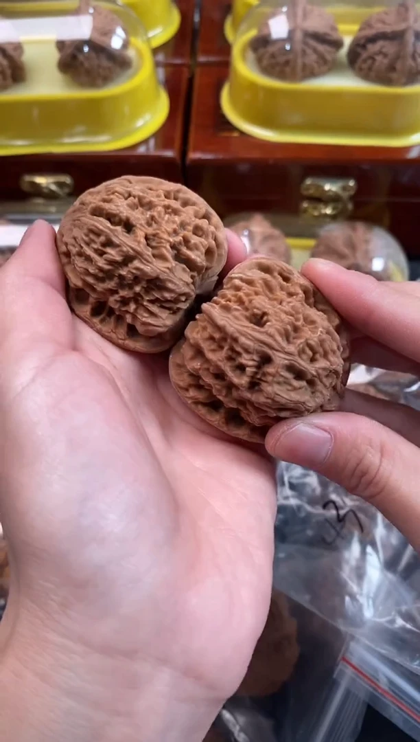把件文玩核桃南疆石43尺v407