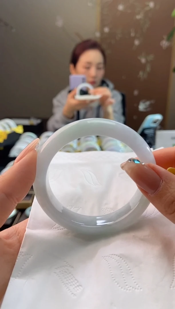 未镶嵌手镯翡翠55圈口t