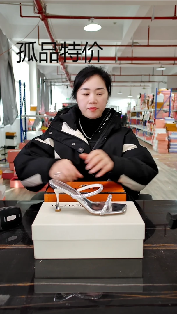 39码女鞋细跟高跟鞋