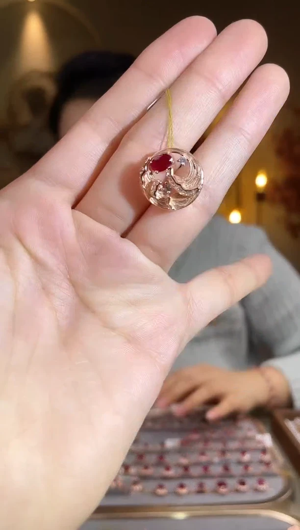 银S925镶嵌颈饰红宝石颈饰