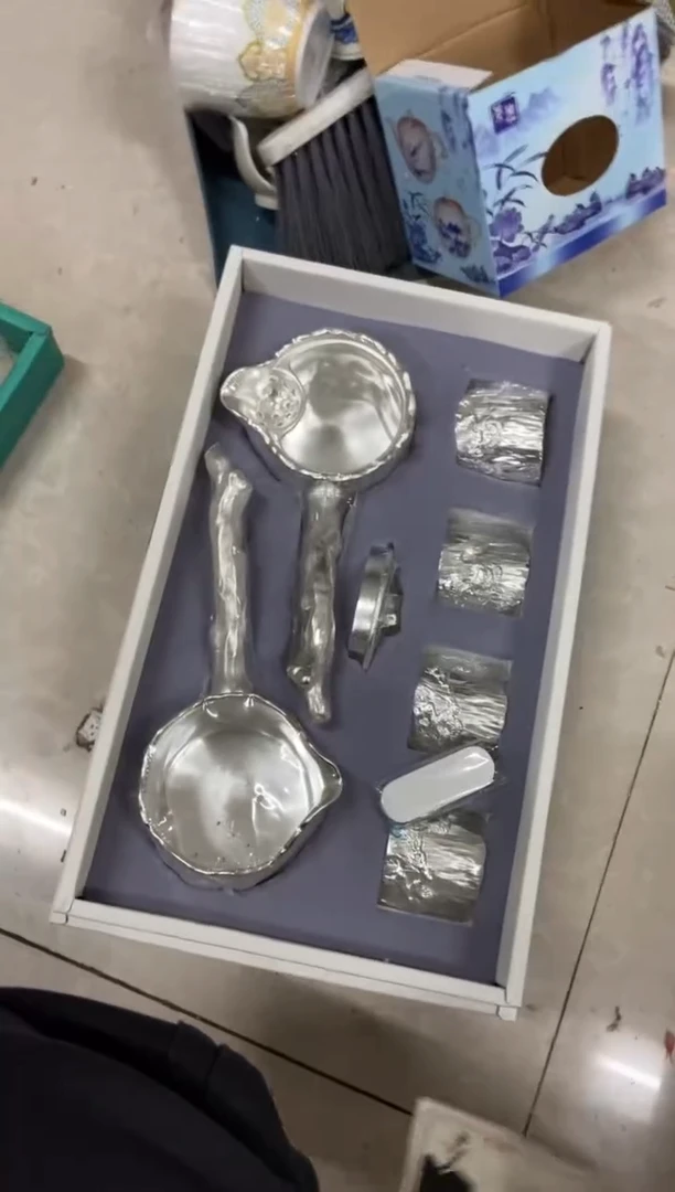 杯无运费险有瑕疵的摄影的产品有使用过的痕迹有点脏介意勿拍