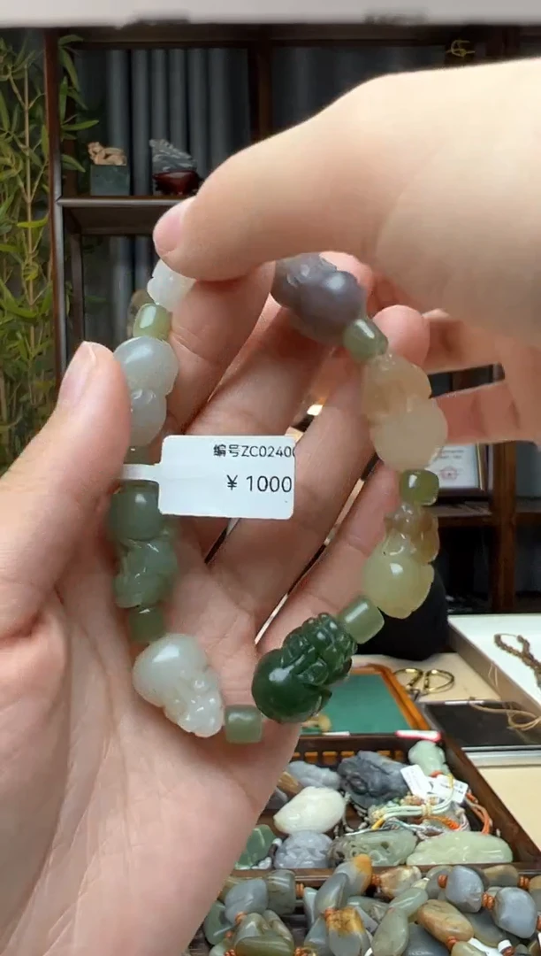 【闪购商品】和田玉颈饰未镶嵌手串  