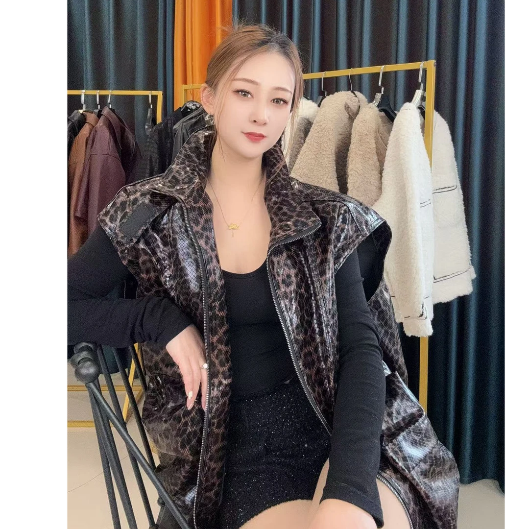 豹纹马甲(春秋女款外套百搭时尚)