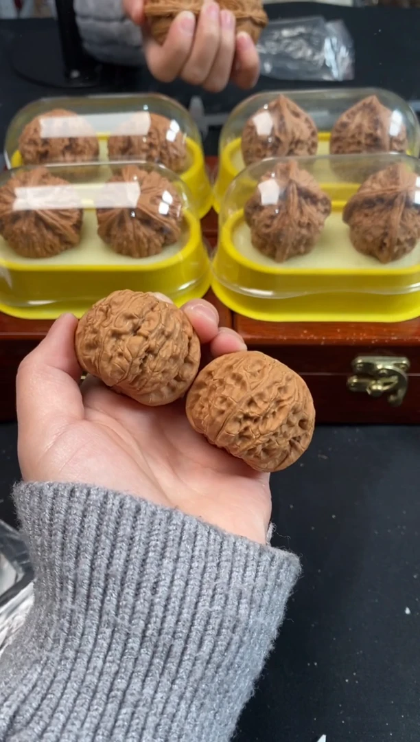 把件文玩核桃白狮子42尺Z939