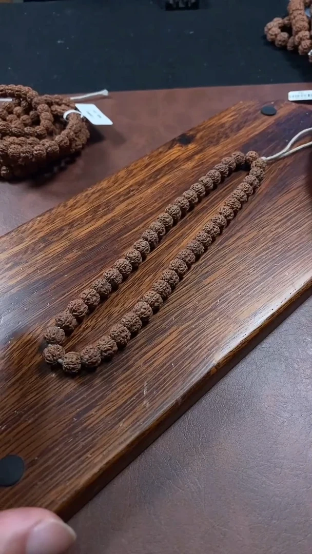 【闪购商品】金刚菩提手串10号细纹梅花手持