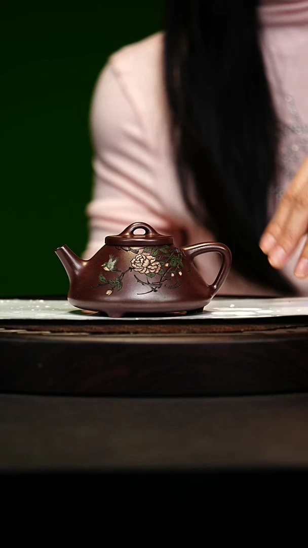 宜兴原矿高端紫砂 老紫泥200cc