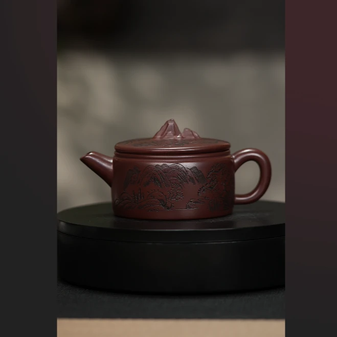 乾元紫砂 龙血砂刻绘观山汉瓦壶