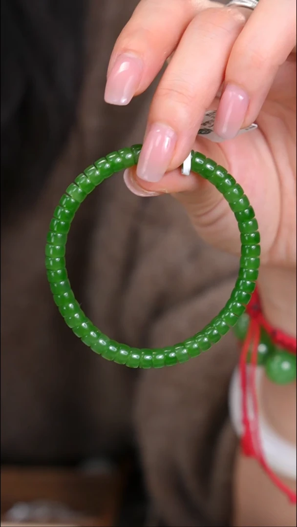 未镶嵌手串和田玉M****7