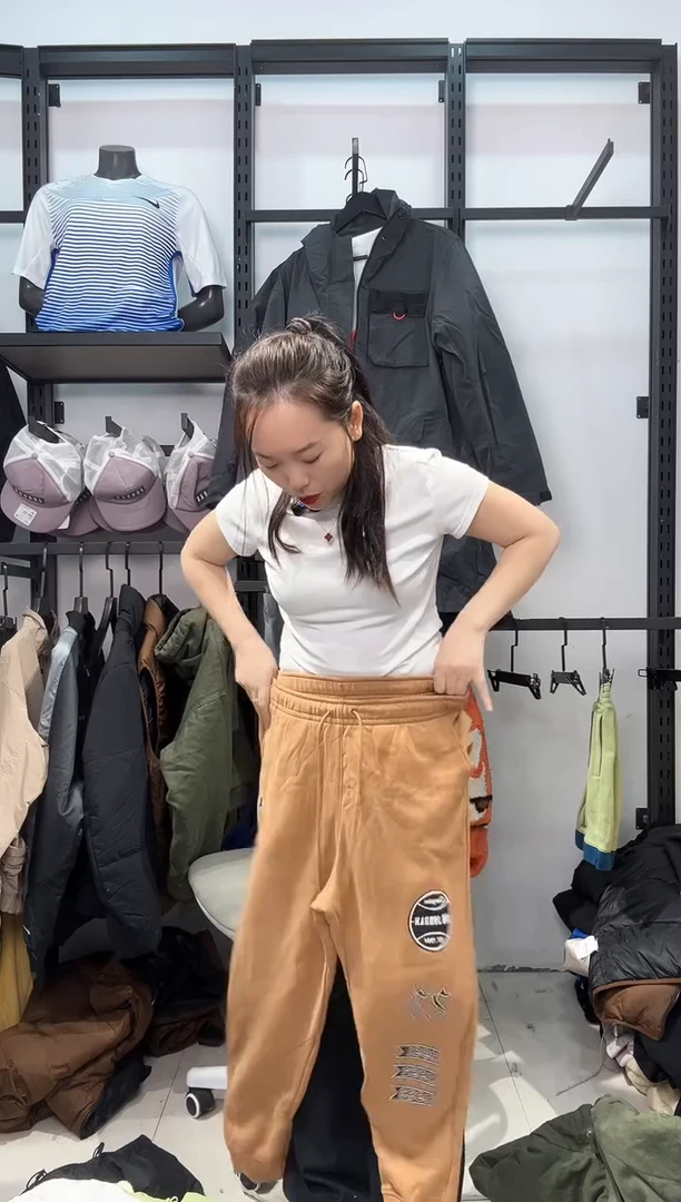 2593   编码  瑕疵直播间过款为准 尺码