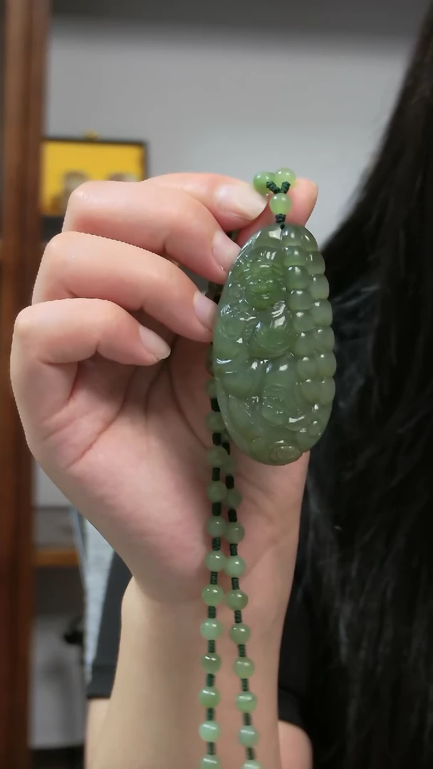 颈饰未镶嵌和田玉（碧玉）财神