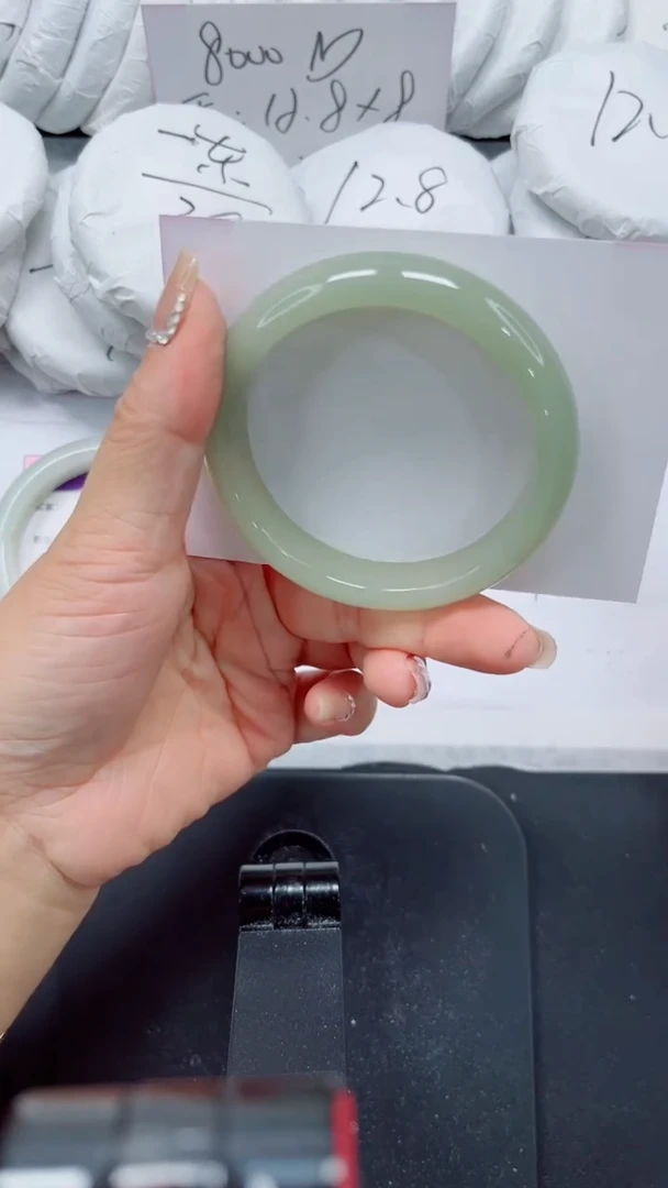 未镶嵌手镯石英质玉103-54.6