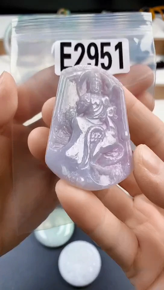 颈饰未镶嵌翡翠天然翡翠吊坠挂件