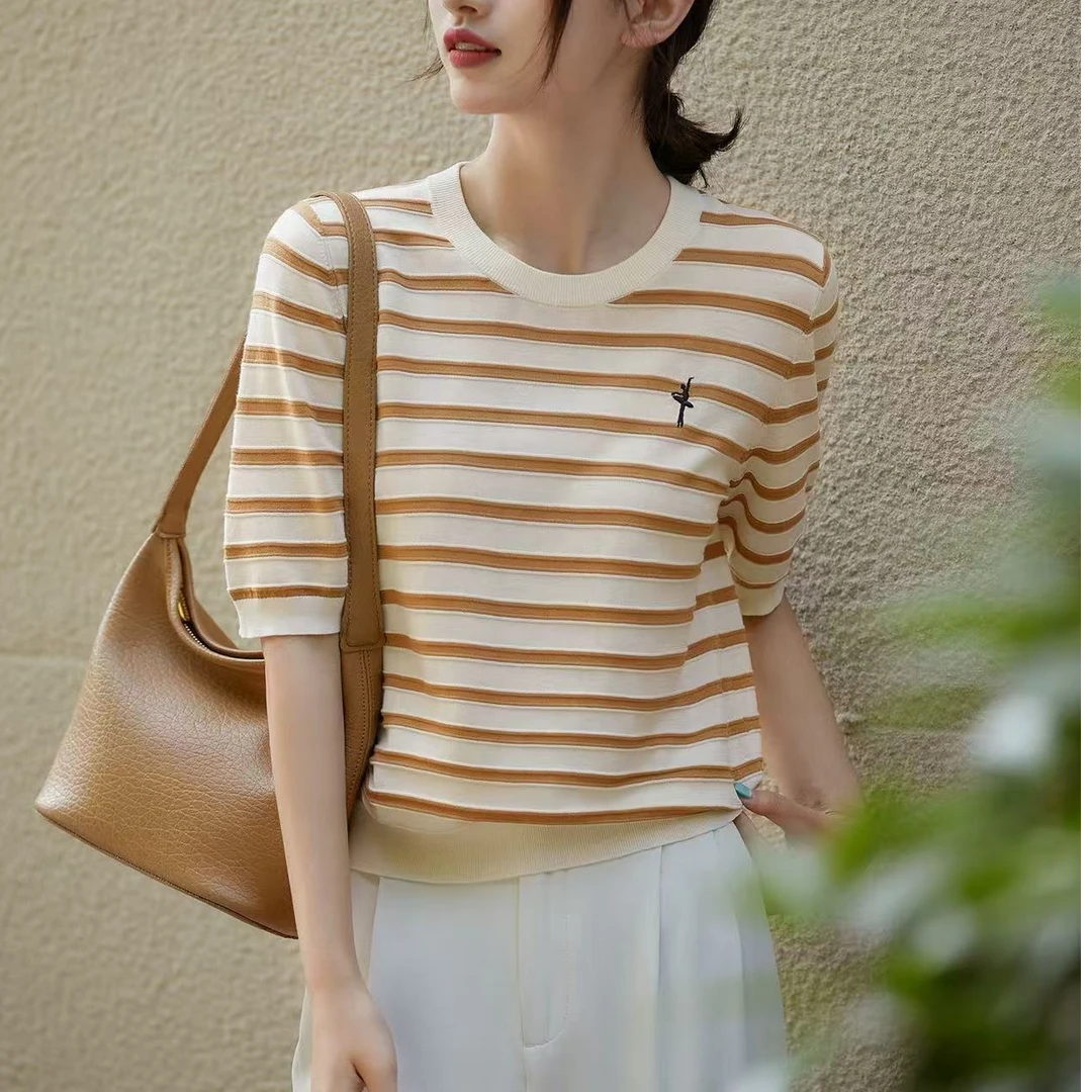 新款天丝条纹圆领针织短袖芭蕾舞者刺绣显瘦T恤短款夏季学院风