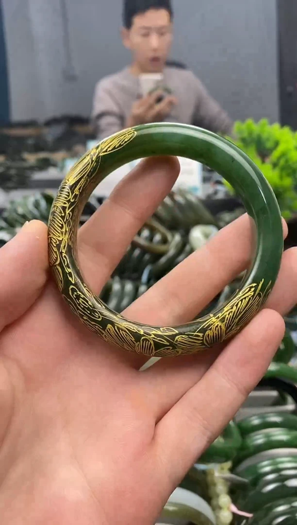 未镶嵌手镯和田玉59