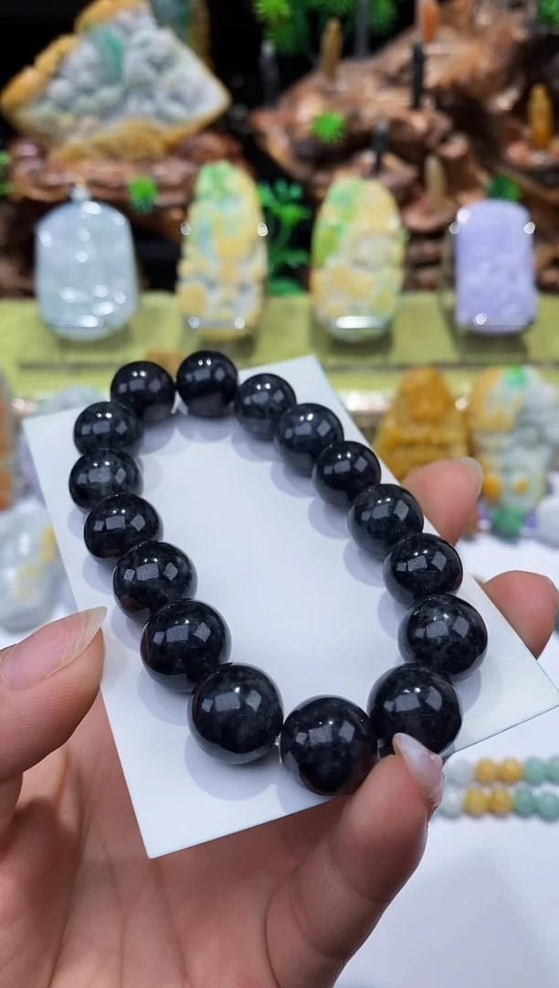 【闪购商品】翡翠颈饰未镶嵌翡翠A货