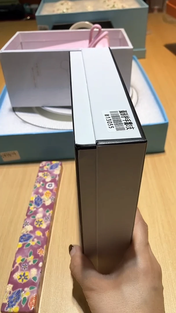 【闪购商品】瓷片锅碗瓢盆一件不剩 蛋形护手霜