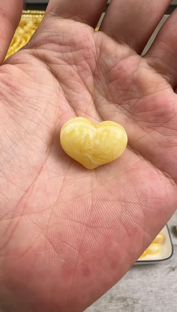 蜜蜡未镶嵌珠宝奇石蜜蜡