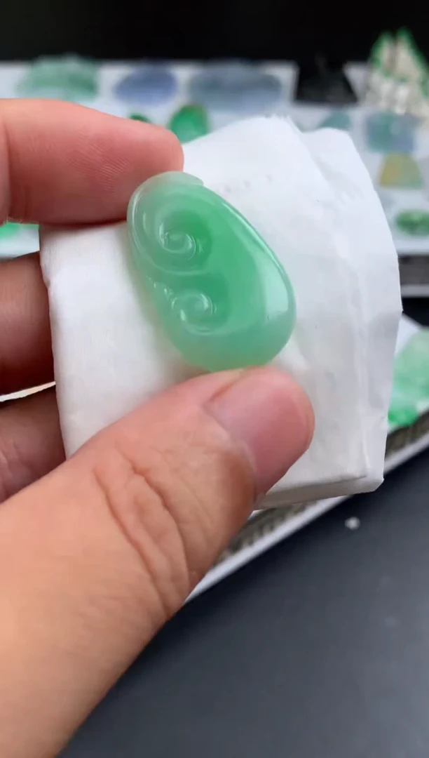 【闪购商品】定制翡翠未镶嵌翡翠