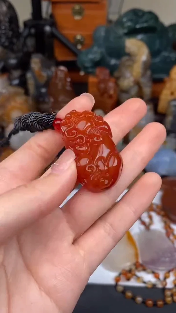 玛瑙/玉髓颈饰未镶嵌AA