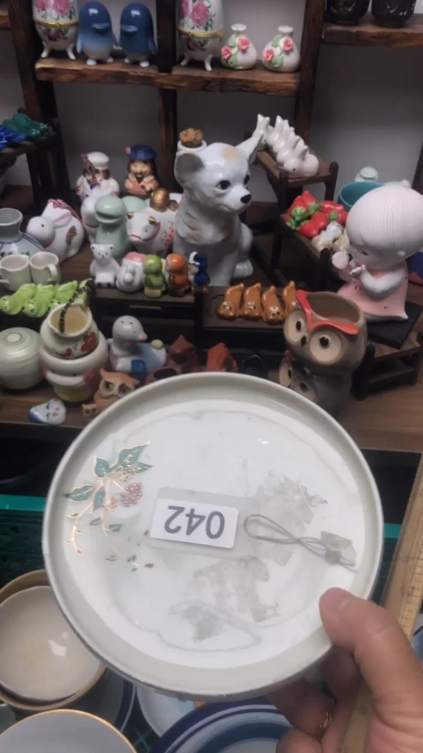 瓷片缘****。A龙华精品陶瓷店