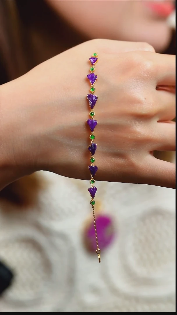 18K金镶嵌苏纪石（舒俱来）手链1