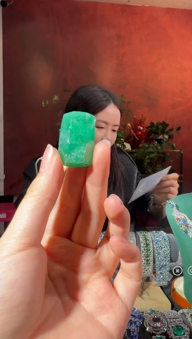 裸石未镶嵌祖母绿裸石