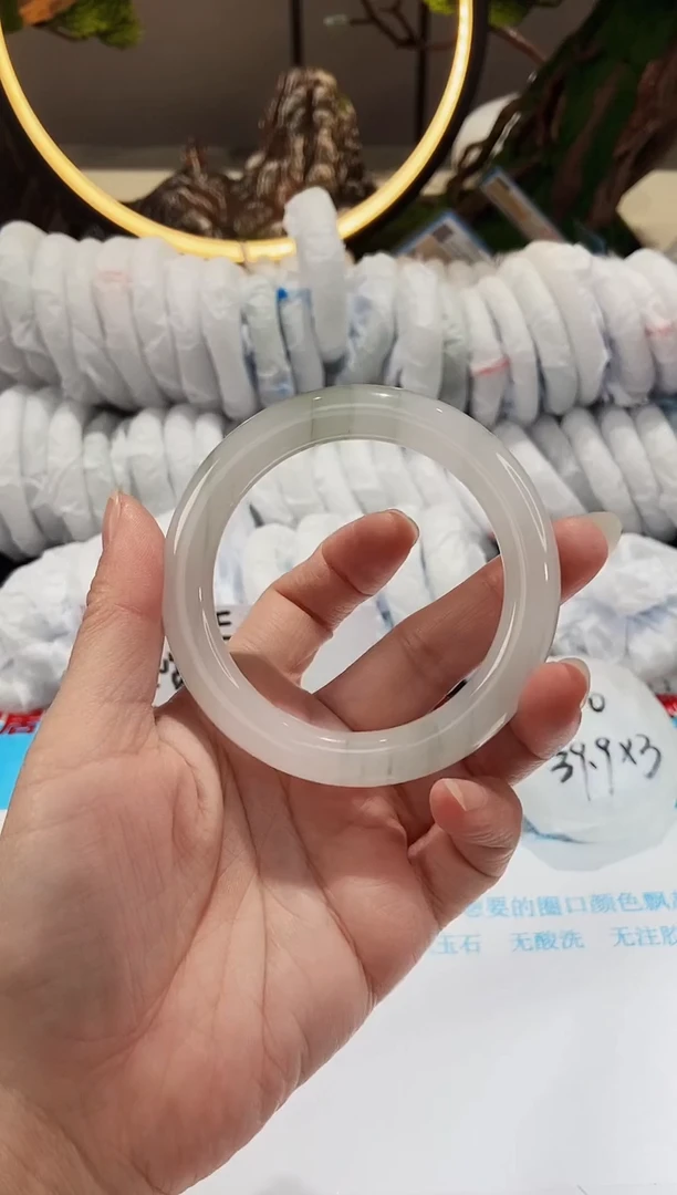 【闪购商品】石英质玉手镯未镶嵌81-58