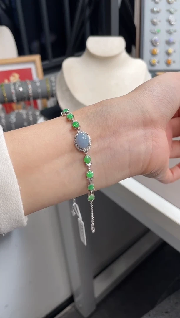 银S925镶嵌手链翡翠绿蛋面1颗有纹