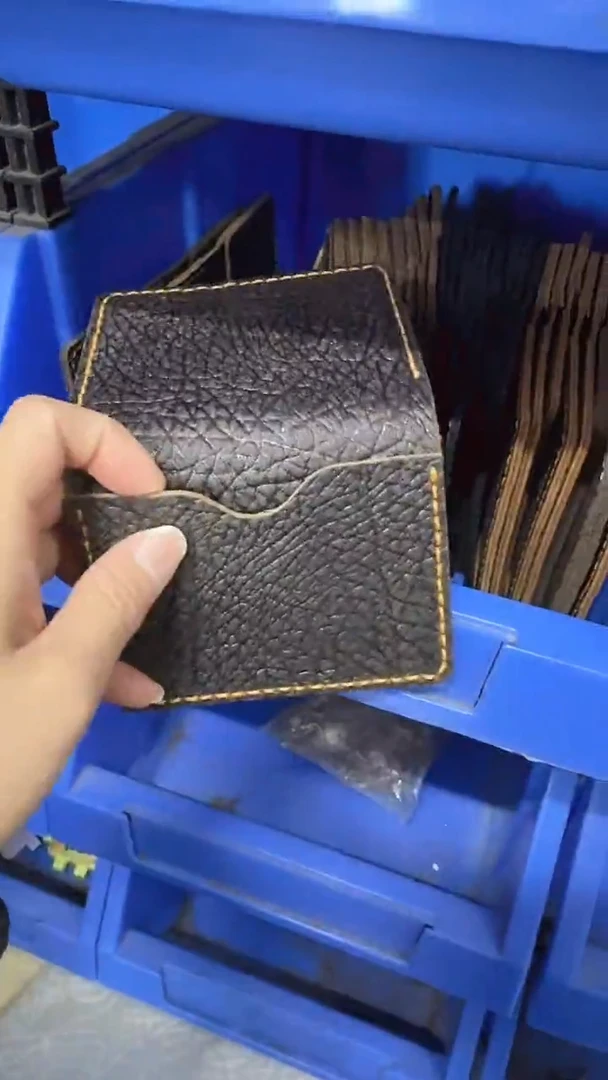 头层牛皮驾驶证卡包三个卡包