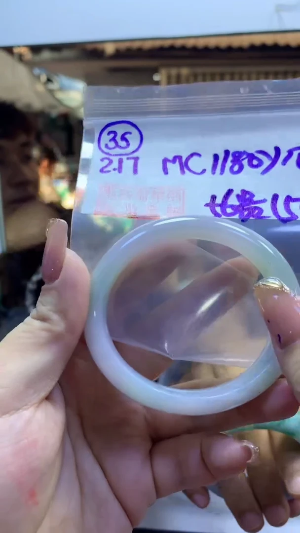 【闪购商品】定制翡翠未镶嵌35手镯56贵+1180元+拍一发一