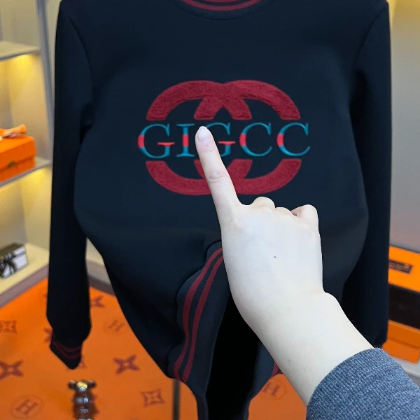 秋冬季新款圓領男士輕奢修身設計師刺繡休閑百搭卫衣9067款