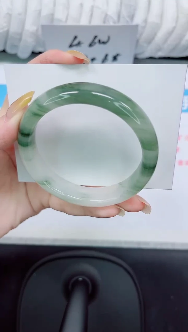 石英质玉手镯未镶嵌174