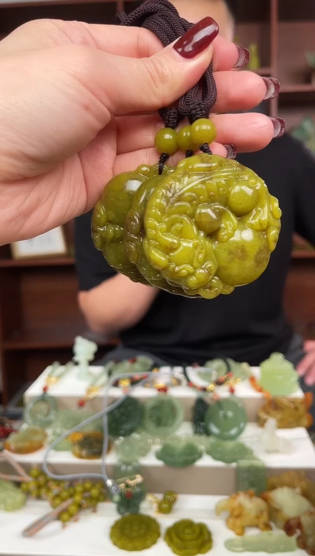 未镶嵌蛇纹石玉颈饰多样性发货拍一发一