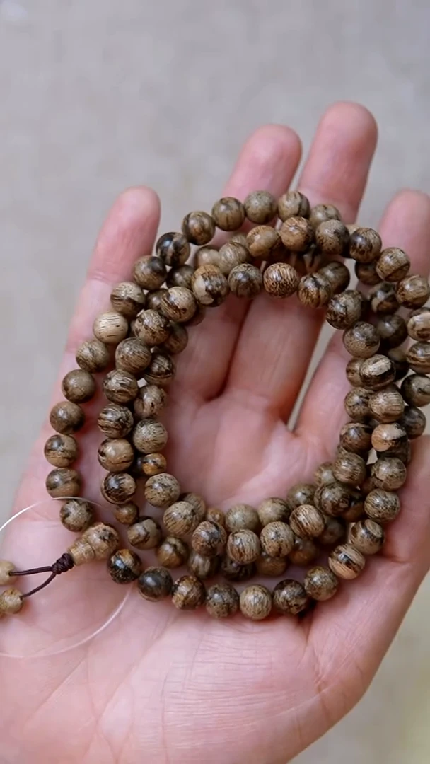 沉香手串三*达拉干长串.0.8