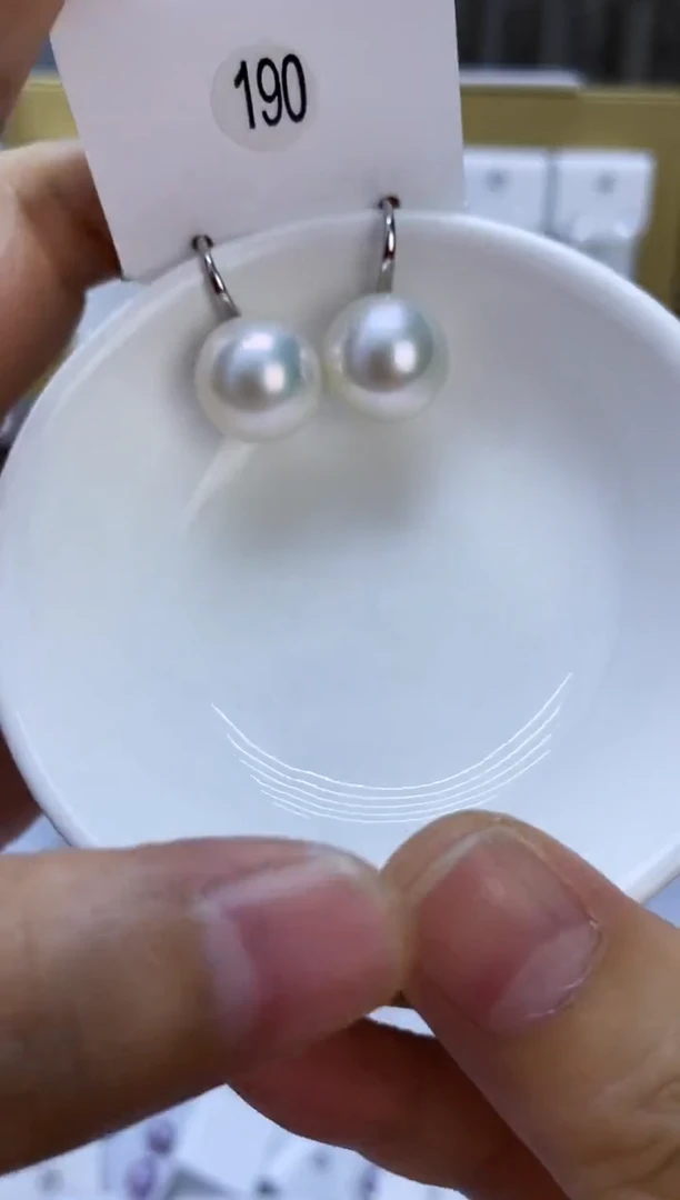 银S925镶嵌耳饰淡水珍珠190