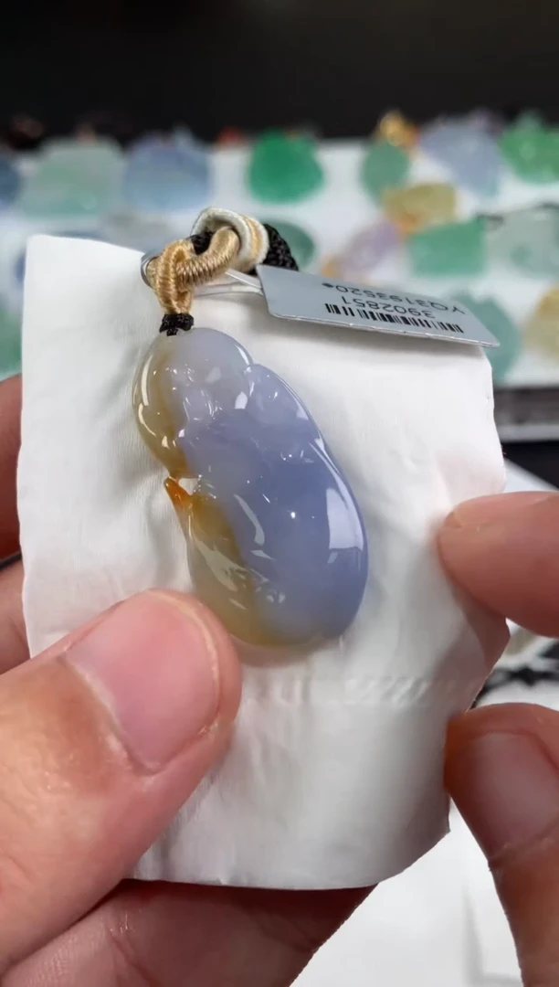 未镶嵌定制翡翠于*玉翡翠