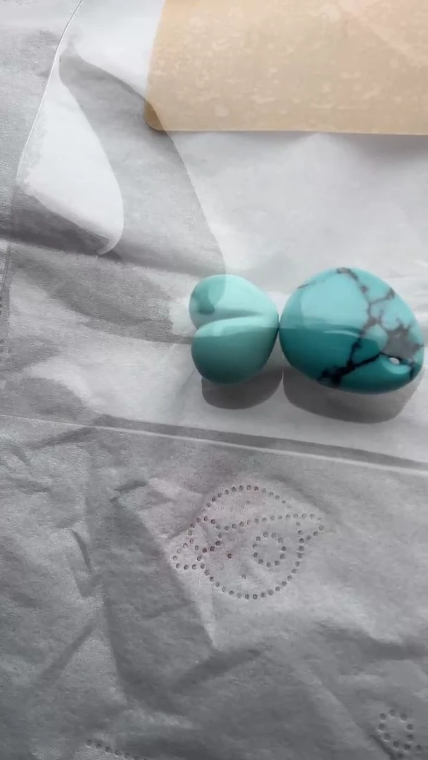 绿松石未镶嵌挂件如***捌如初贰伍捌专拍绿松石挂件