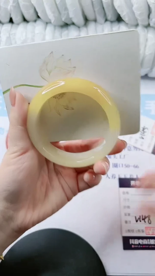 【闪购商品】石英质玉手镯未镶嵌多样性发货V148