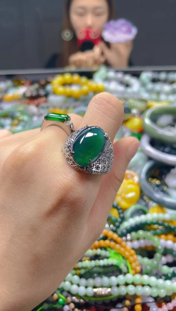 颈饰未镶嵌翡翠多样性择优发货