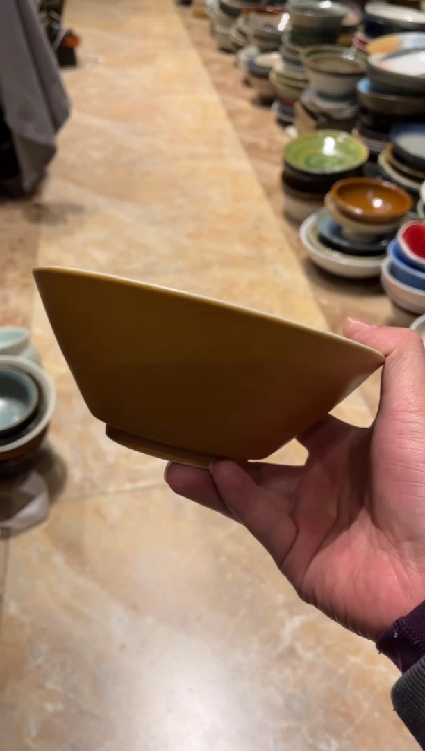 【闪购商品】瓷片99 微瑕酷金大马蹄碗1个