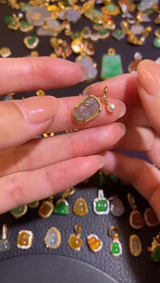 颈饰银S925镶嵌翡翠天然a货翡翠