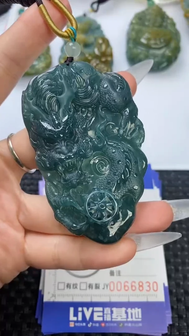 【闪购商品】翡翠颈饰未镶嵌1111111111111111