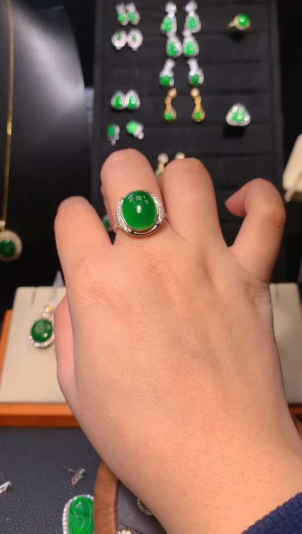 【闪购商品】翡翠戒指银S925镶嵌戒指